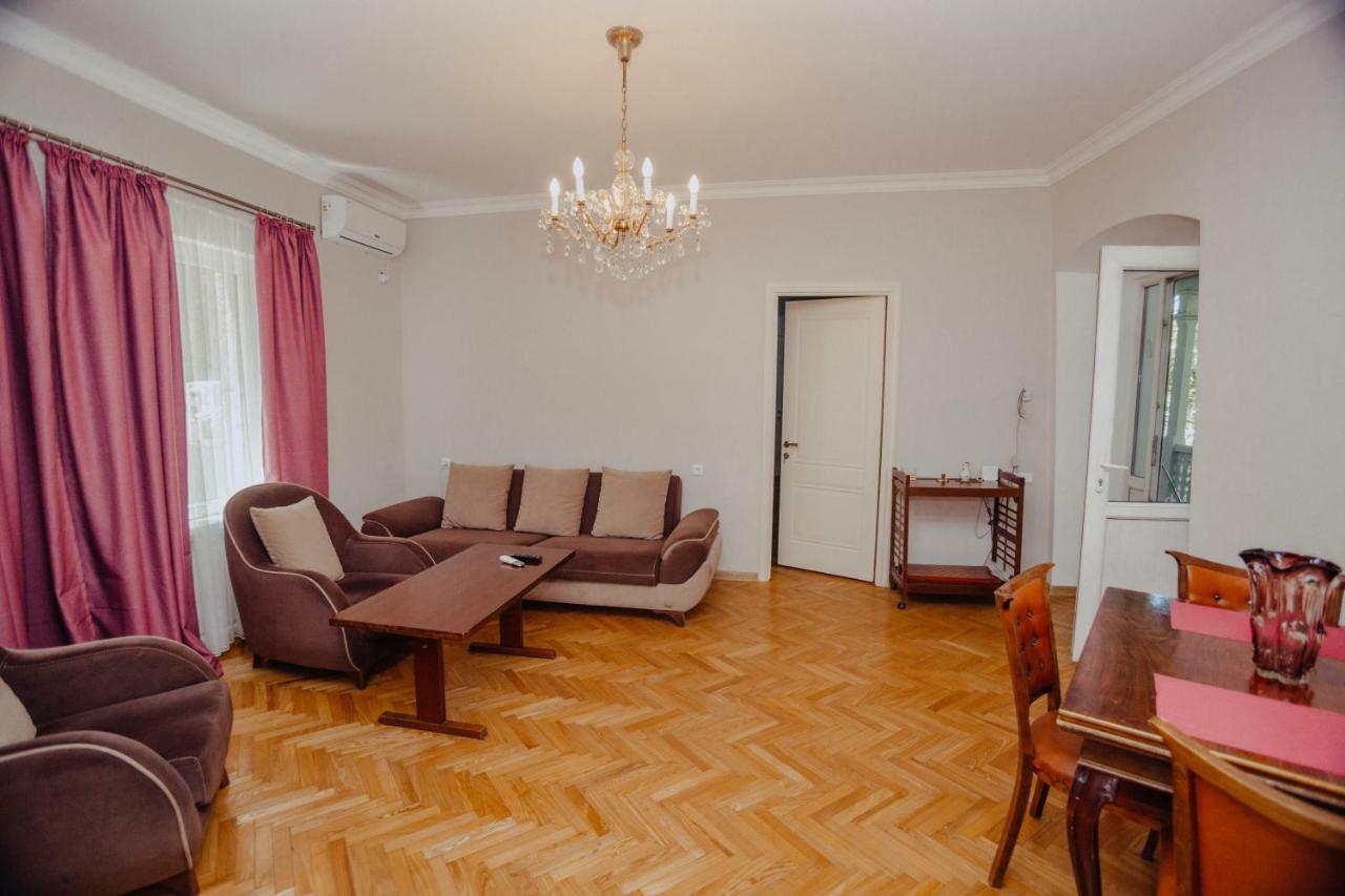 Chilling View Apartment 第比利斯 外观 照片